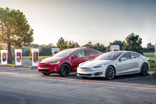 Upcoming Tesla Software Update 2020.36 Allows Cars To Read, Adjust To Speed Limit Signs