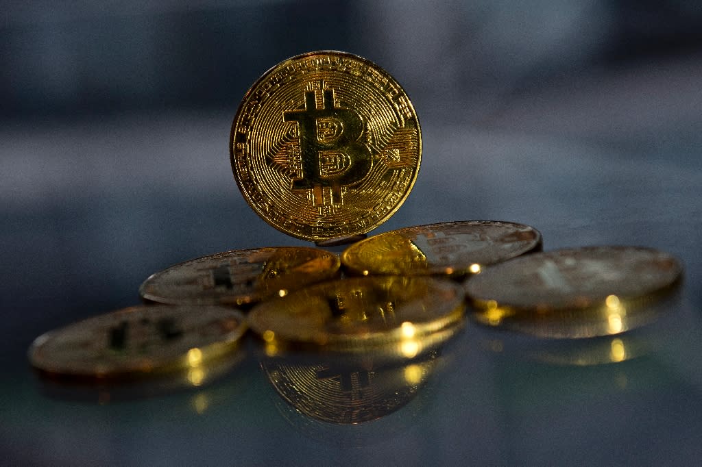 Nigerian cryptocurrency craze unfazed by bitcoin plunge