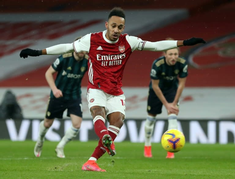 Aubameyang réussit un triplé dans la victoire d’Arsenal sur Leeds