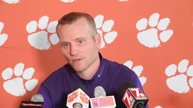 Clemson football Offensive Coordinator Brandon Streeter talks WRU and Tight Ends play