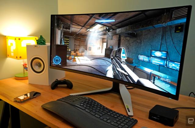 Alienware 34 Curved QD-OLED gaming monitor