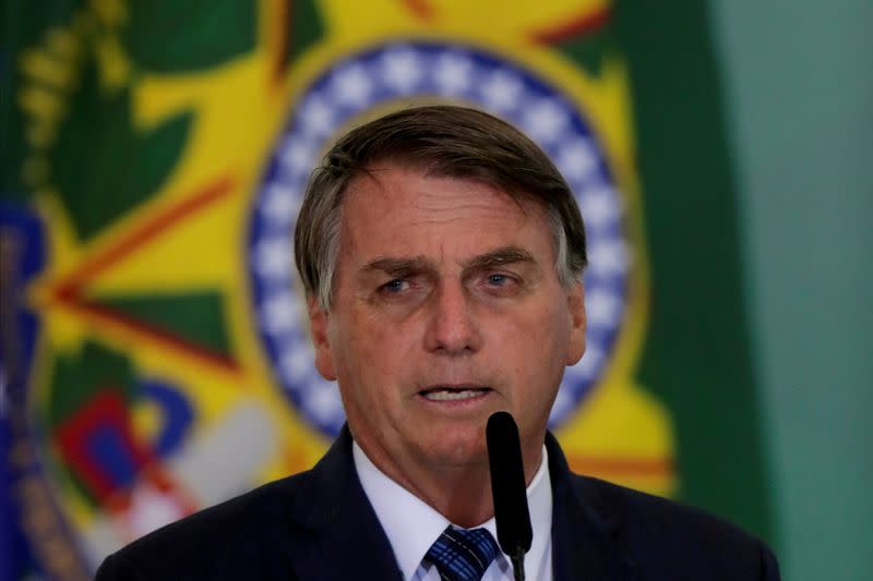 Polls show Bolsonaro faces record of disapproval, pressure from Lula