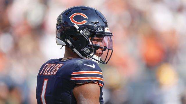 Bears left to reevaluate after humbling loss to Packers - CBS Chicago