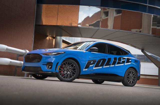 To demonstrate that a vehicle with an electric powertrain can deliver strong performance and stand up to demanding police duty cycles, the company is submitting an all-electric police pilot vehicle based on the 2021 Mustang Mach-E SUV for testing as part of the Michigan State Police 2022 Model Year Police Evaluation on Sept. 18 and 20. Graphics on vehicle not available for sale.