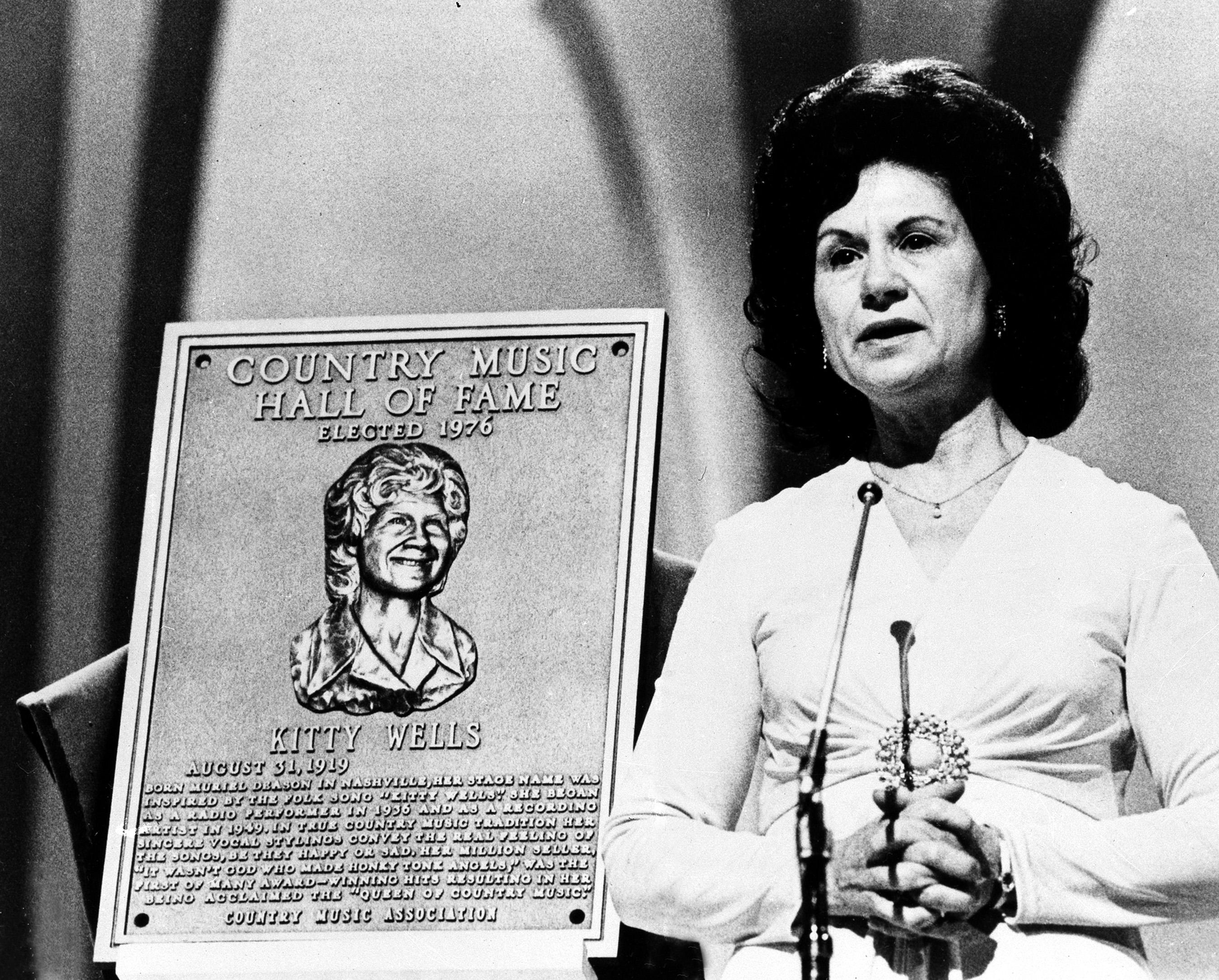 kitty wells