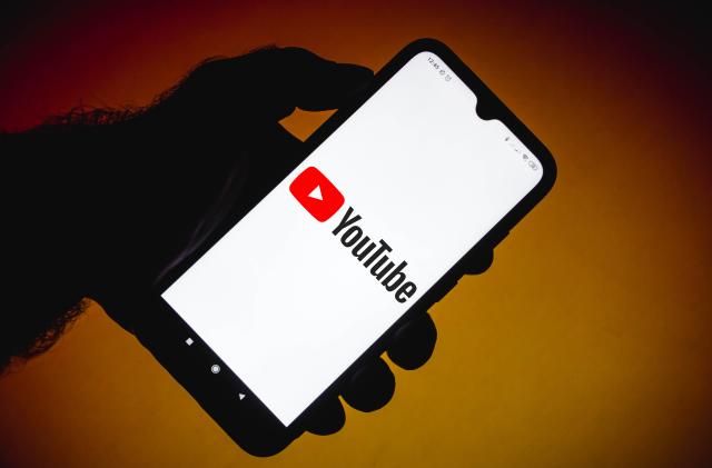 BRAZIL - 2021/02/04: In this photo illustration the YouTube logo seen displayed on a smartphone screen. (Photo Illustration by Rafael Henrique/SOPA Images/LightRocket via Getty Images)