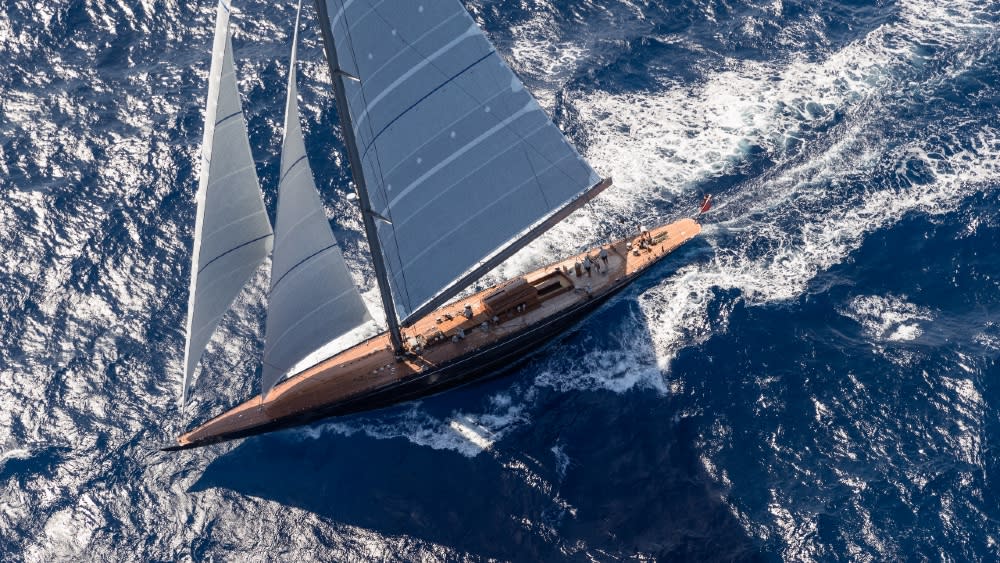 140 foot sailing yacht