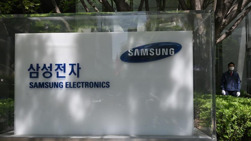 The logo of Samsung Electronics is seen outside the company's Seocho building in Seoul on May 6, 2020. - The heir to the Samsung empire bowed in apology on May 6 for company misconduct including a controversial plan for him to ascend to the leadership of the world's largest smartphone maker. (Photo by Jung Yeon-je / AFP) (Photo by JUNG YEON-JE/AFP via Getty Images)