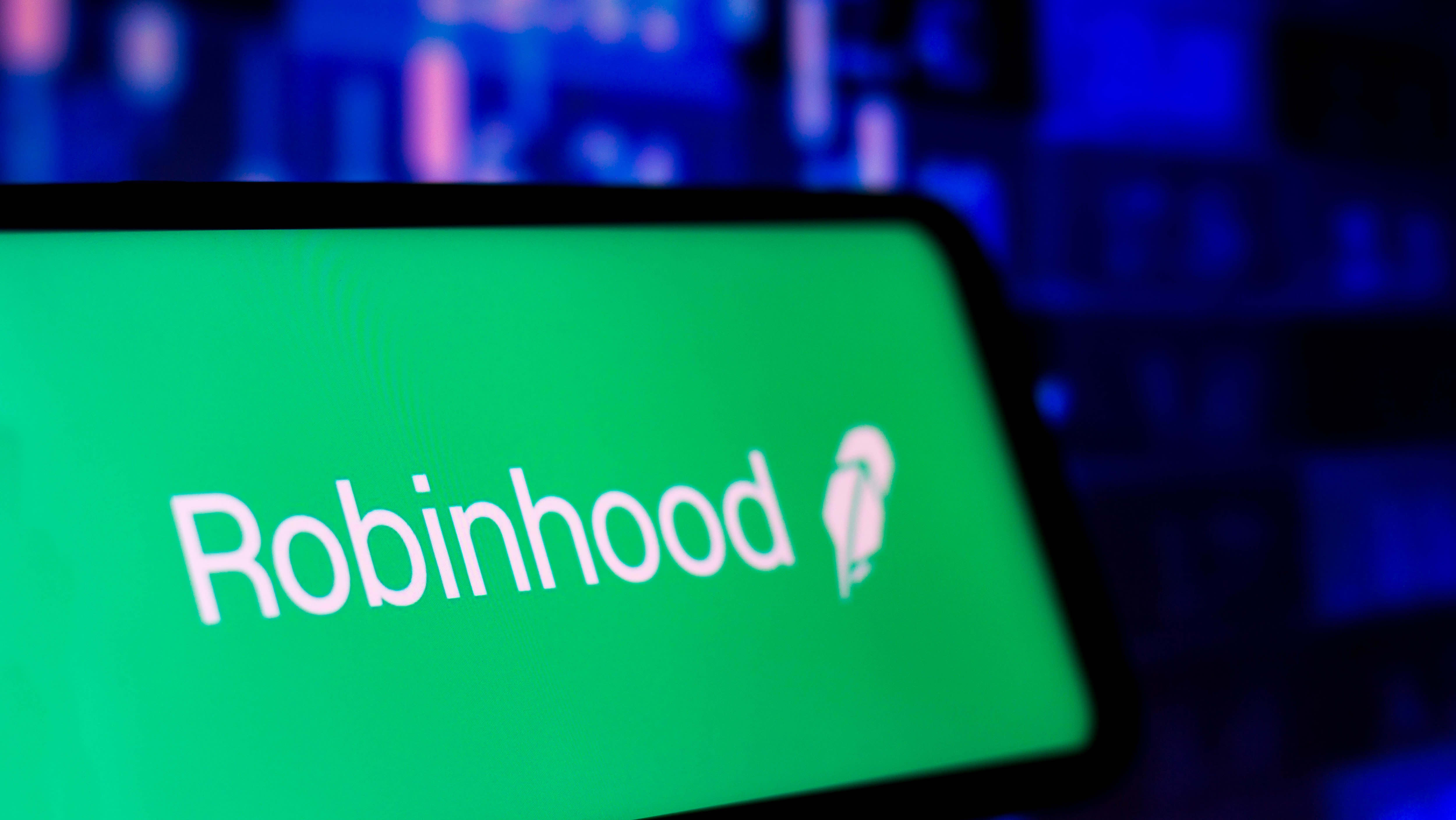 Alphabet Sheds Entire Stake in Trading App Robinhood