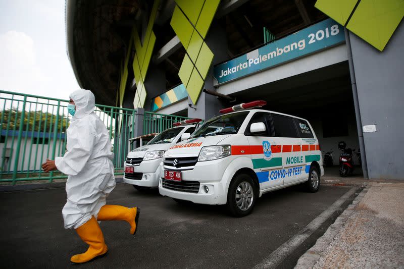 As Jakarta heads into lockdown, doctors warn of buckling ...