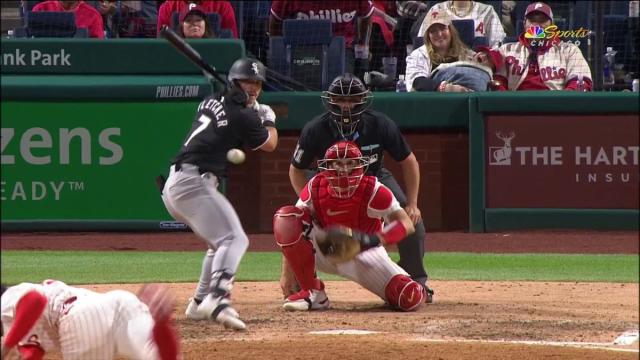 WATCH: White Sox end Phillies' shutout in 9th inning