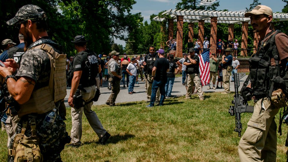 Gettysburg ‘flag-burning hoax’ sees armed far-right groups assemble