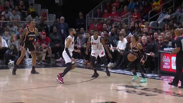 Onyeka Okongwu with a dunk vs the Miami Heat