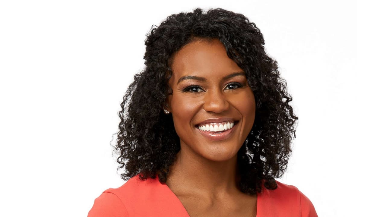 #FreeTheCurls: Why ABC News' Janai Norman chose to embrace her natural...