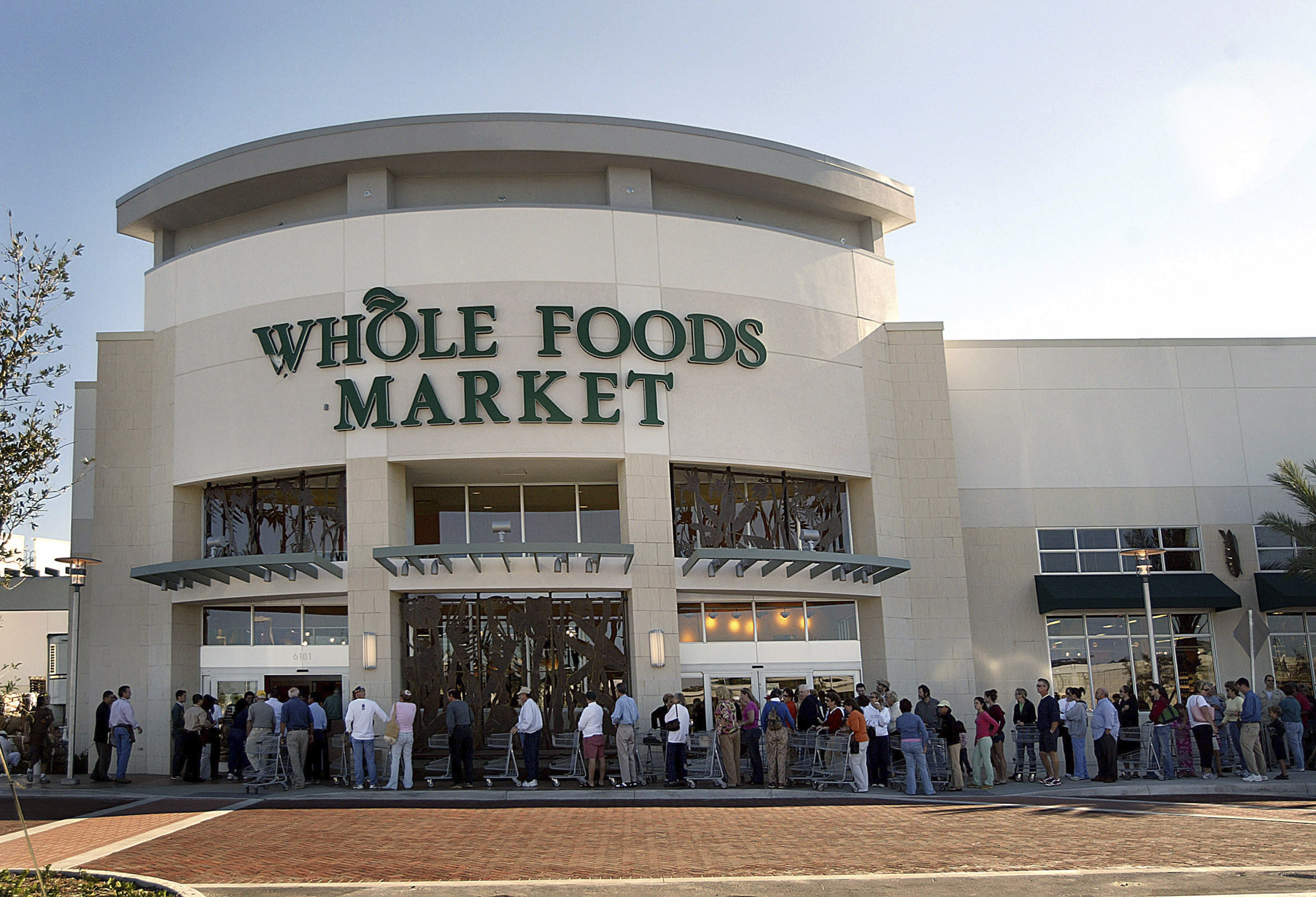 Grocery store stocks plummet after Amazon-Whole Foods deal