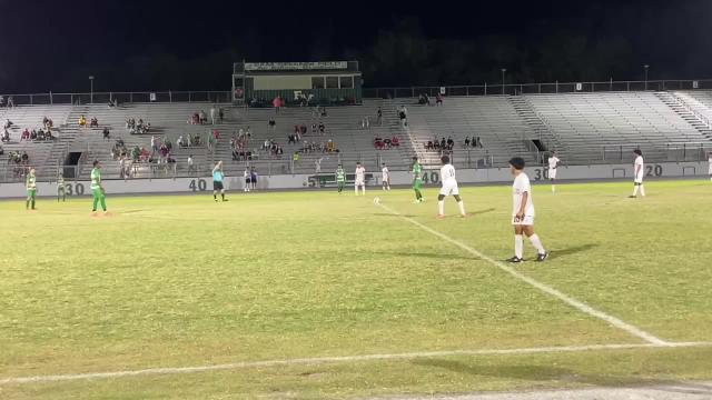 Watch: Fort Myers downs Immokalee to win fifth straight district title