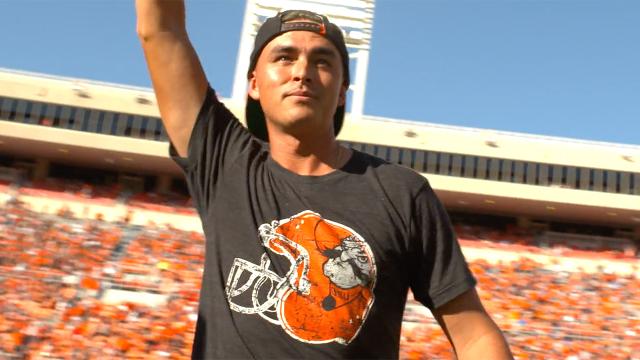 Rickie Fowler returns for Oklahoma State homecoming