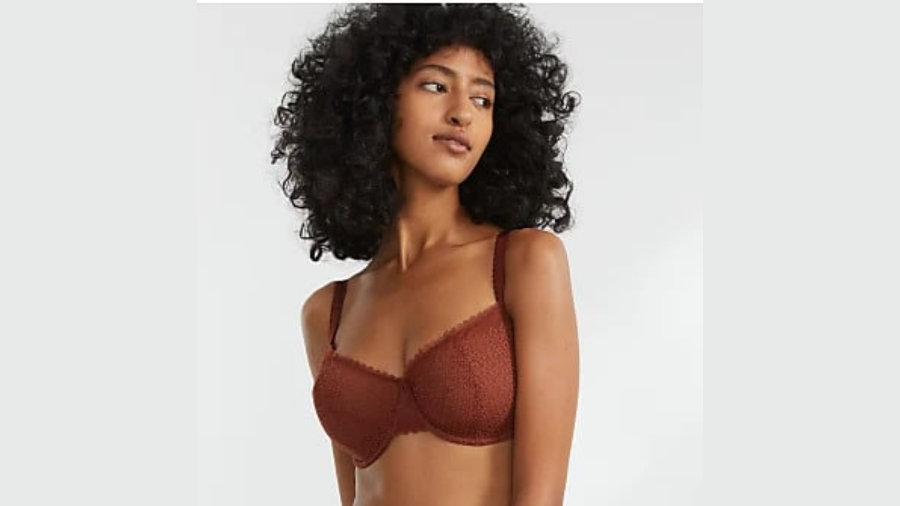 These are the 15 best bras for large breasts, according to experts