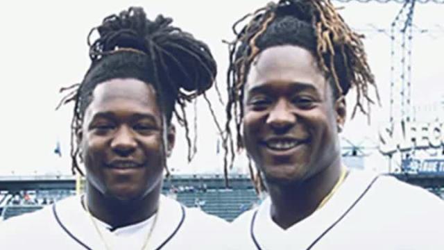 Rookie LB Shaquem Griffin tosses first pitch to twin brother at Mariners game