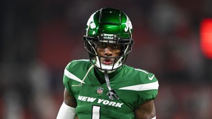 Getty Images - CLEVELAND, OHIO - DECEMBER 28: Sauce Gardner #1 of the New York Jets looks on prior to a game against the Cleveland Browns at Cleveland Browns Stadium on December 28, 2023 in Cleveland, Ohio. (Photo by Nick Cammett/Diamond Images via Getty Images)