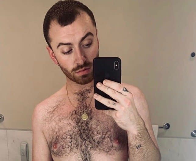 Sam Smith's 'bloated and gross' selfie wins praise from fans