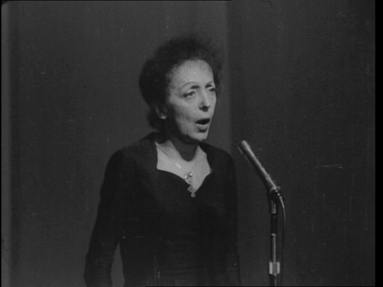 Edith piaf milord. Эдит Пиаф. Эдит Пиаф 1952. Эдит Пиаф 1963. Стрижка Эдит Пиаф.