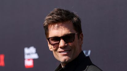 Yahoo Sports - Netflix's "The Roast of Tom Brady, AKA The Greatest Roast of All Time" featured the legendary NFL quarterback taking jokes about his divorce and good looks, along with