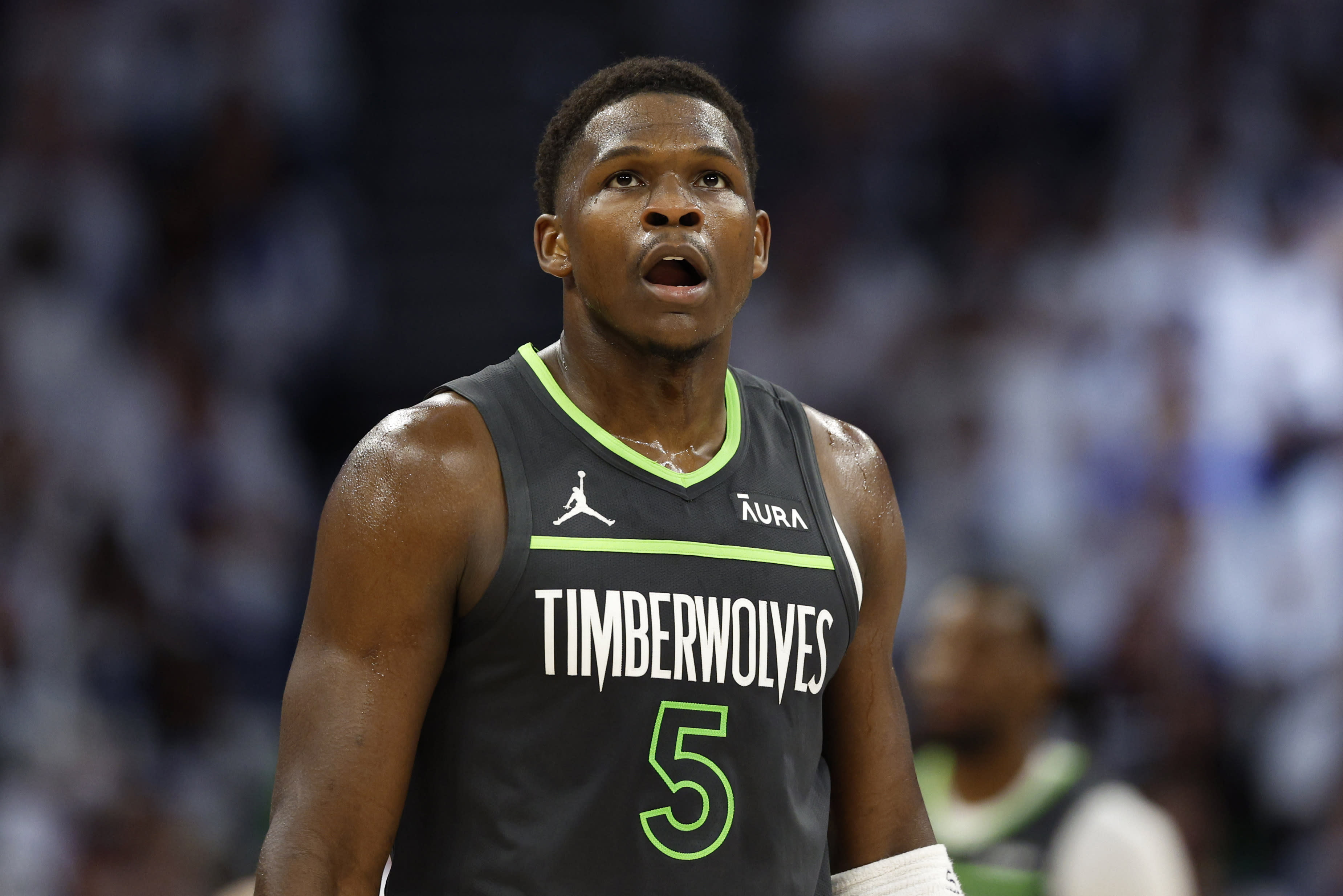 2024-25 Fantasy Basketball Rankings: Shooting guard draft tiers