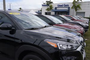 Feds want to ban ‘junk fees’ that could cost you thousands more at car dealershi..