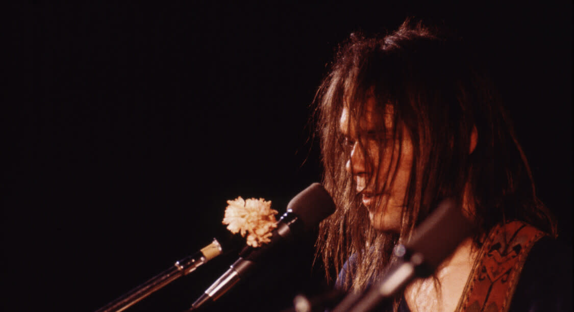 Voici Les 12 Plus Belles Reprises Des Chansons De Neil Young