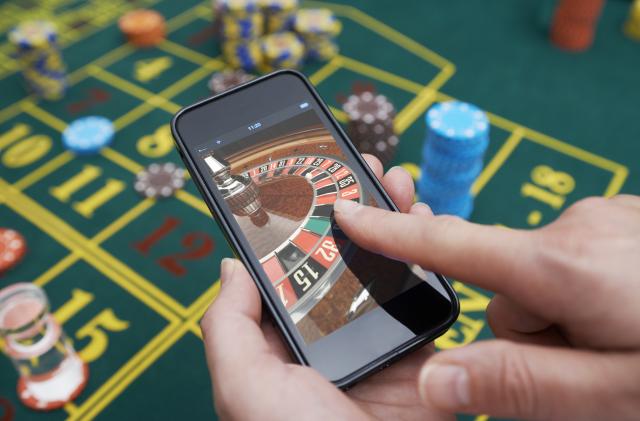 Roulette game being played on smartphone