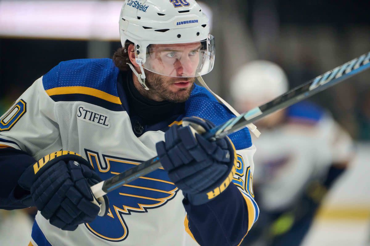 Sabres Should Make Big Push for Blues Forward