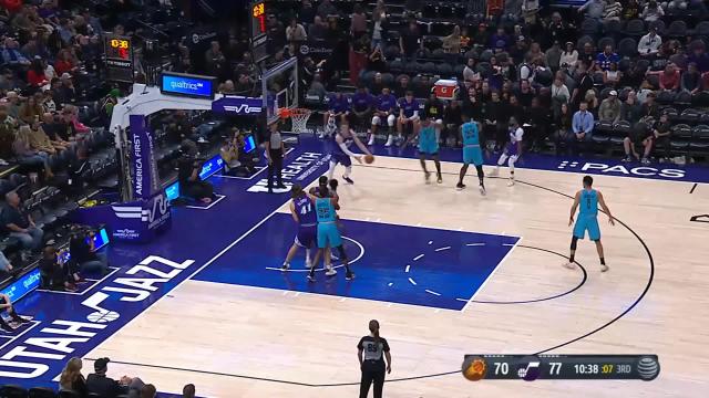 Mike Conley with an assist vs the Phoenix Suns