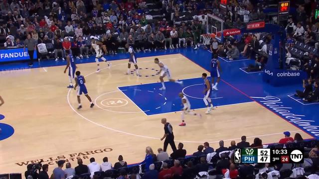 Brook Lopez with an alley oop vs the Philadelphia 76ers