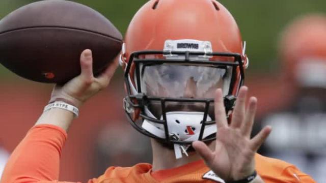 Baker Mayfield signs with Browns for reported $32.7M guaranteed