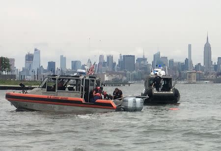 U.S. Navy skydiver killed in parachuting accident in New York Harbor