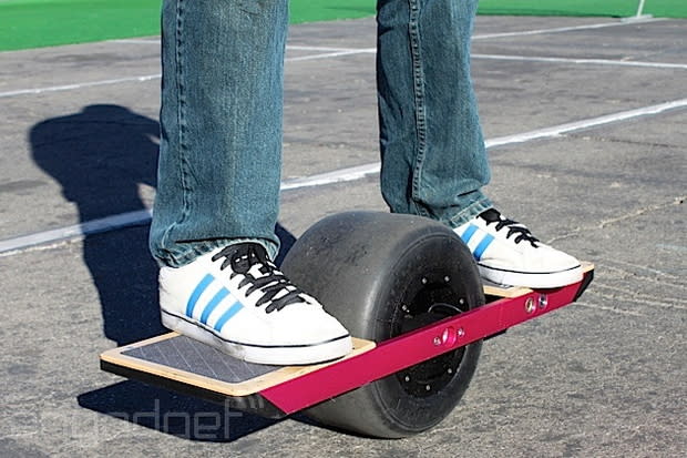 オートバランス機能搭載の電動一輪スケボーonewheel 出資募集中 最高時速km 動画 ギャラリー Engadget 日本版