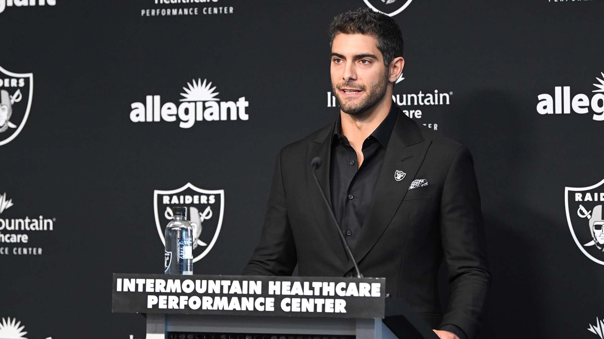 Raiders poll: Are you concerned by Jimmy Garoppolo's foot injury