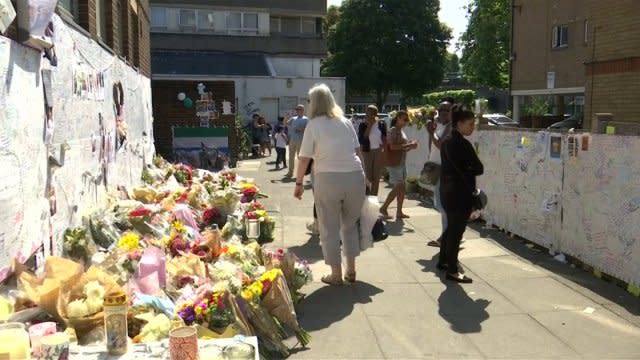 community-gathers-for-tribute-to-grenfell-tower-victims