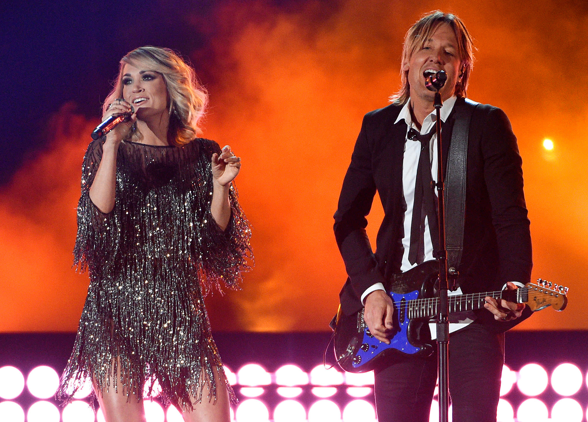 Carrie Underwood and Keith Urban Bring the House Down in Electrifying