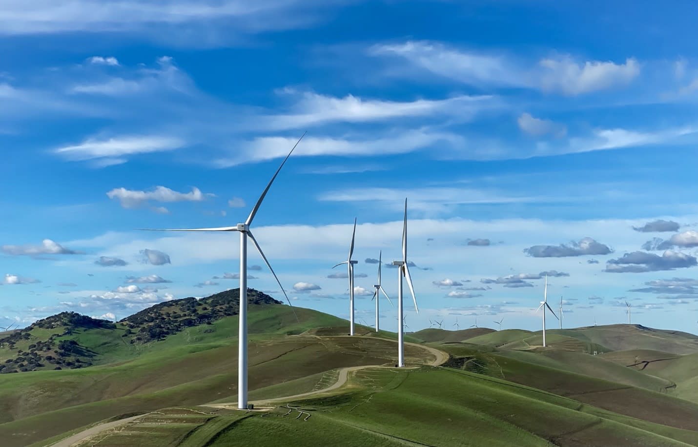 Greenbacker Renewable Energy Company Acquires 57 5 Mw Wind Farm In San Francisco Bay Area - roblox farm life windmill