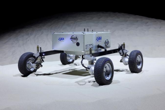 Nissan's lunar lander prototype, a rectangular box with four wheels attached.