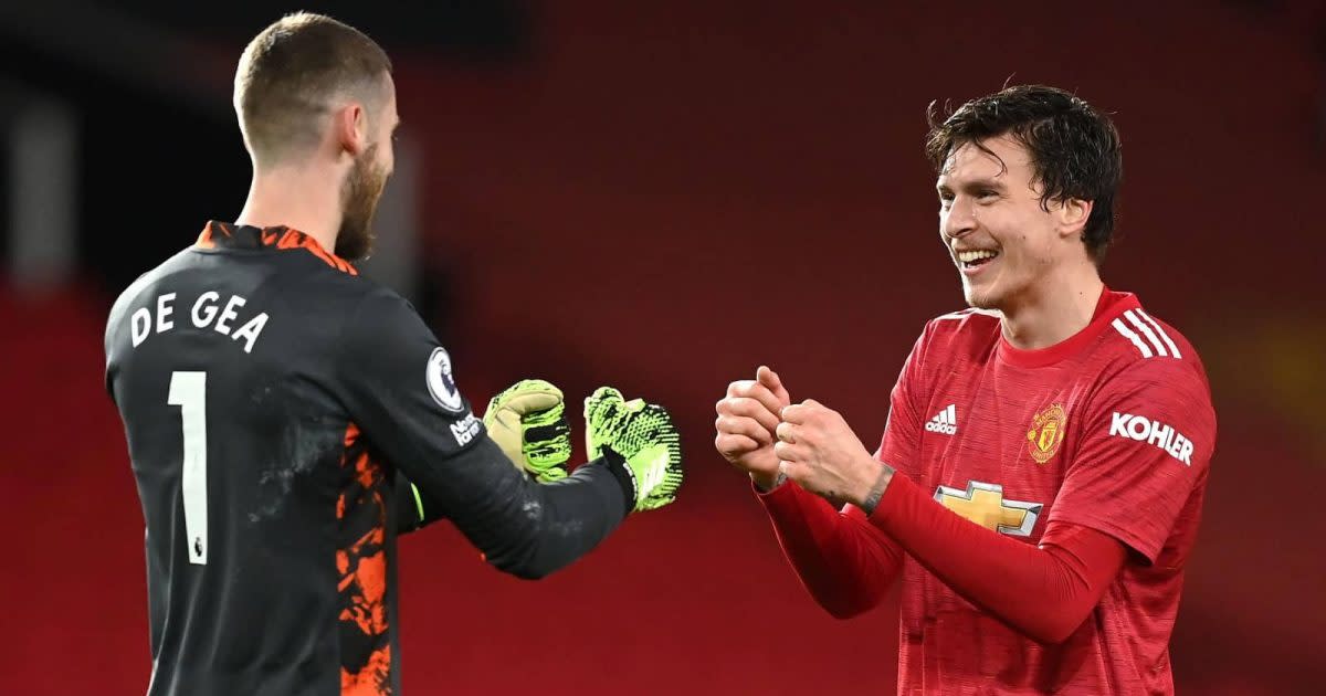 Il Manchester United “si aspetta” di ricevere una telefonata sulla stella mentre il club italiano attende rinforzi;  Gli speroni sostituiscono l’uomo