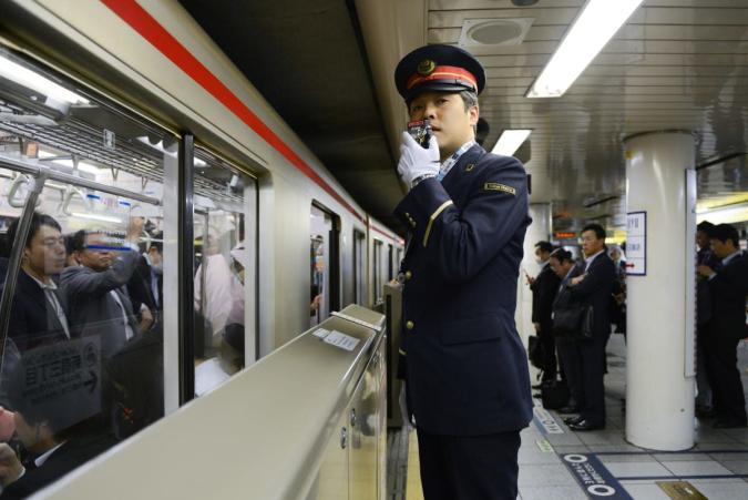 Clever cameras detect drunken railway passengers in Japan