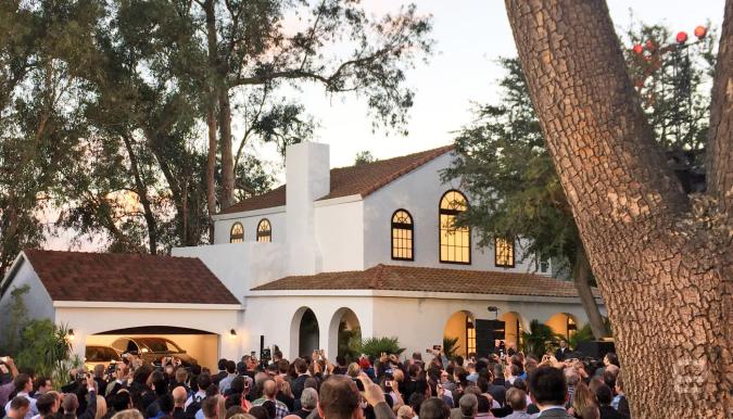 Tesla unveils its solar roof and Powerwall 2