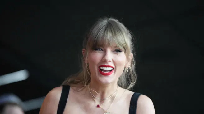 Universal rises as artists follow Taylor Swift in return to TikTok