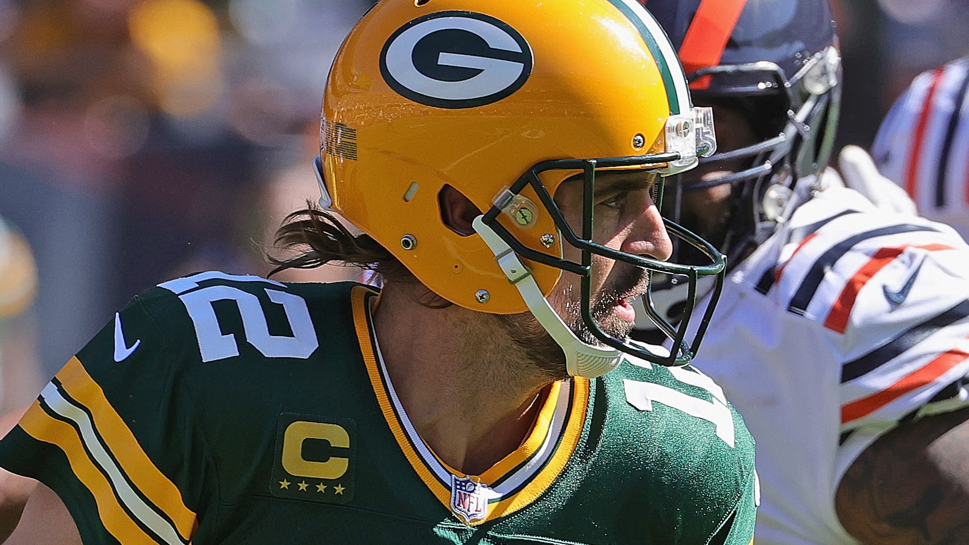 Aaron Rodgers' 'The Office' T-shirt creates Packers training camp buzz