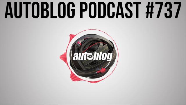 2022 Ford Bronco Raptor and Everglades driven | Autoblog Podcast #737