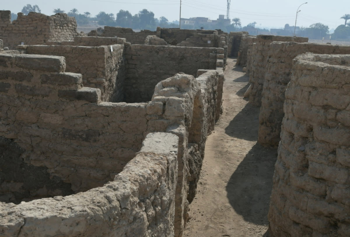 Resurge una ciudad perdida en Luxor, Egipto, de casi 3,000 años de  antigüedad