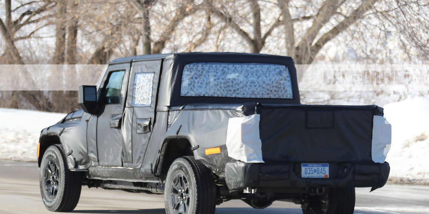 Jeep Wrangler Pickup Caught in Spy Photos